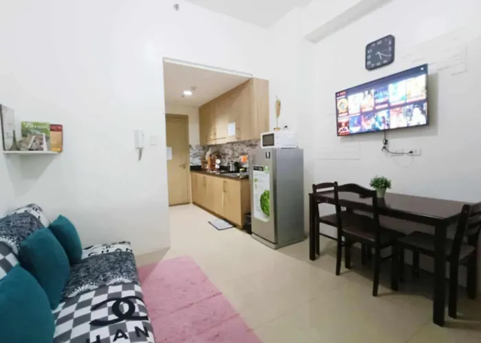Easy Access To Pool * Manila