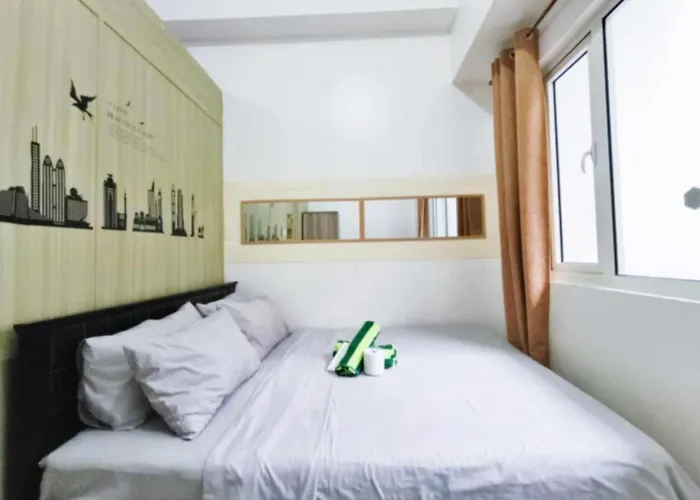 Easy Access To Pool Manila